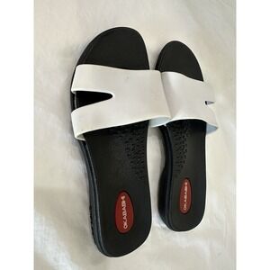 Okabashi Women's Sandals Made In USA Size Small